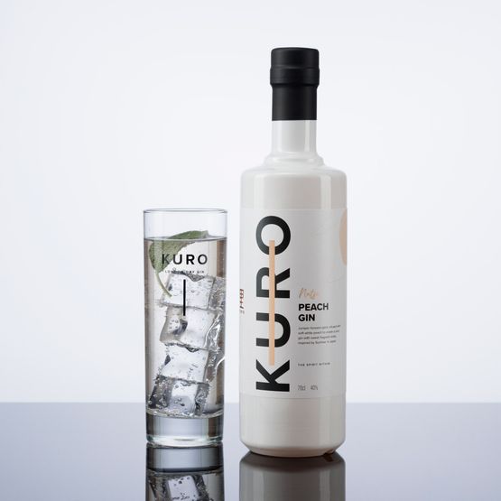 KURO Peach Gin (70cl) 40%