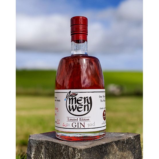 Merywen Strawberry &amp; Rose Gin (50cl) 40%