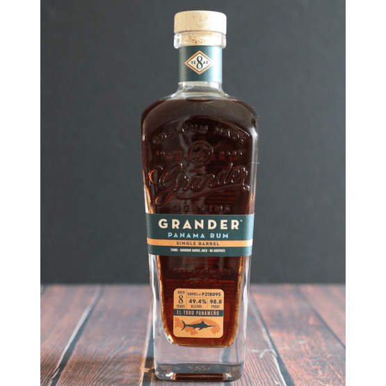 Grander 8 Year Old Rum (70cl) 45%